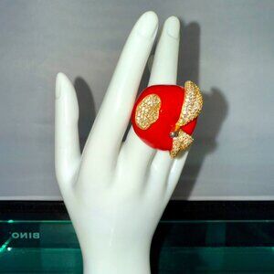 nOir NYC SNOW WHITE. BITTEN APPLE RING